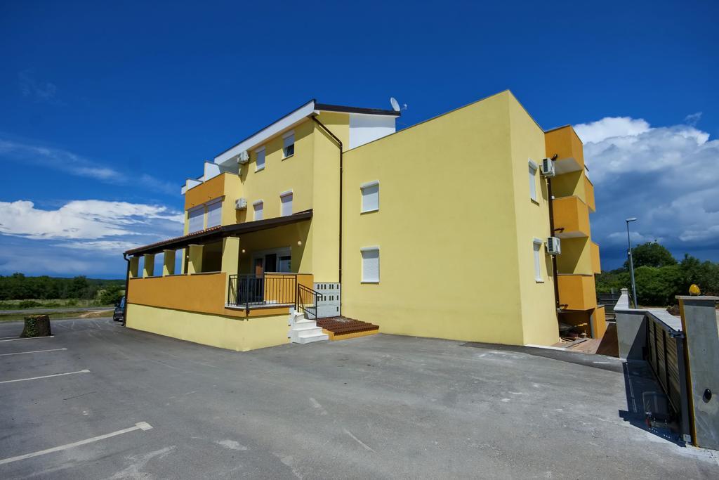 Apartments Finida Umag Exterior foto